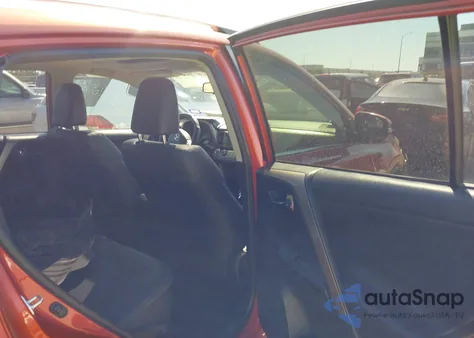 2015 Toyota Rav4 Limited z USA, uszkodzony, nr VIN JTMDFREV9FD175065